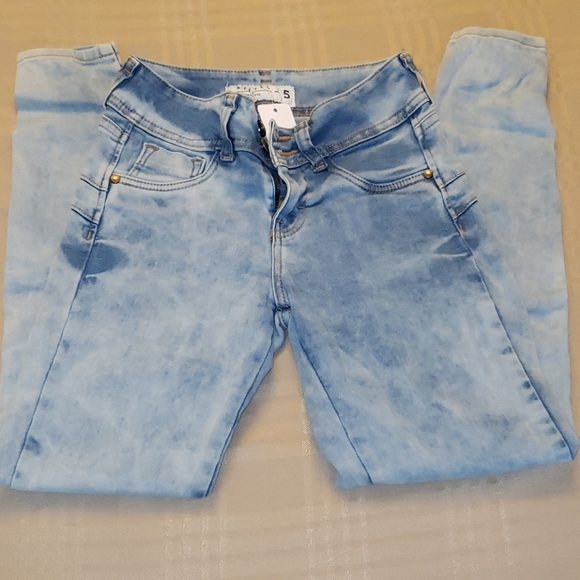 Refill Denim - Refill Acid Wash Jeans Sz5 (#180)